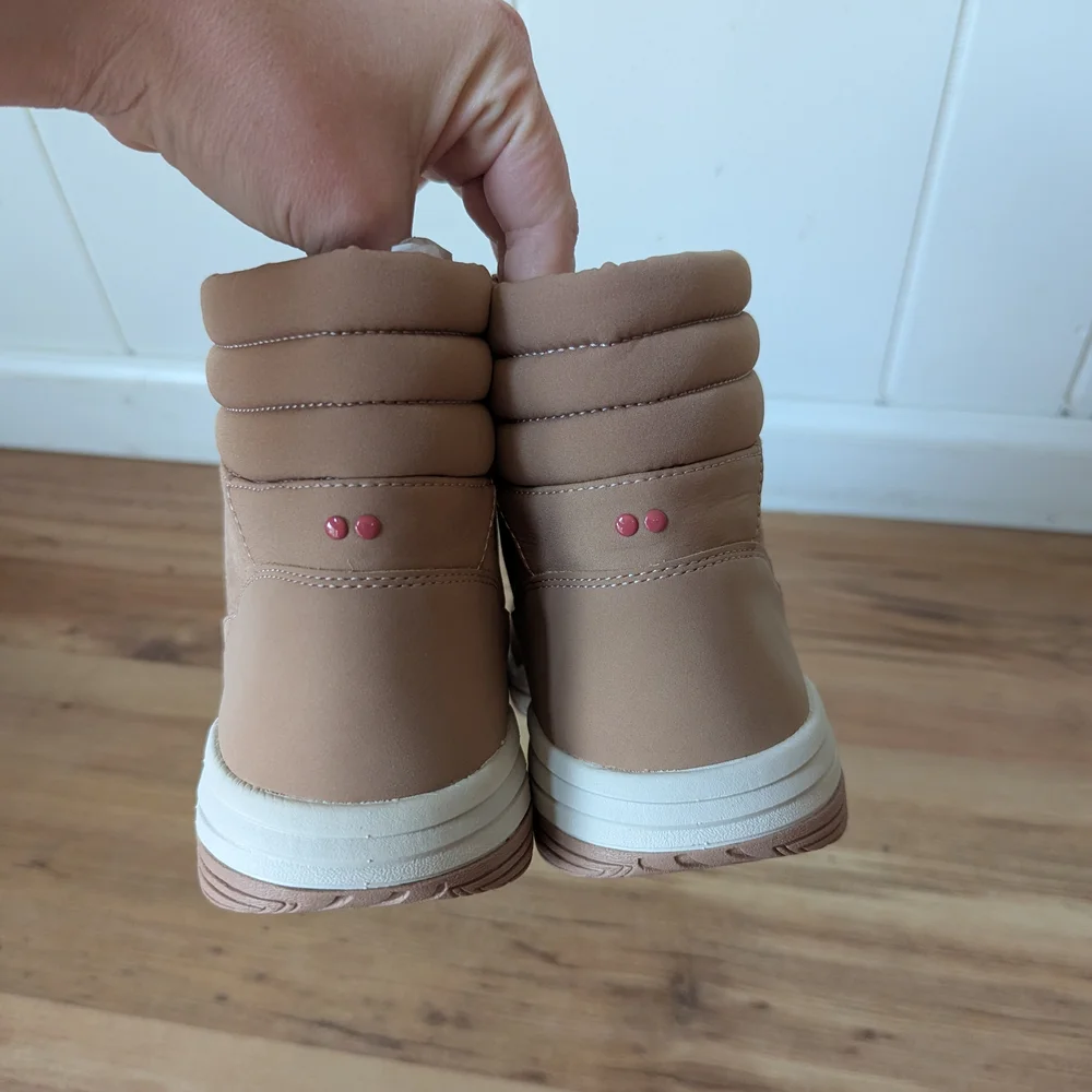 Ryka Beige Amanda Booties Size 9 With Elastic Closure - Picture 4 of 6